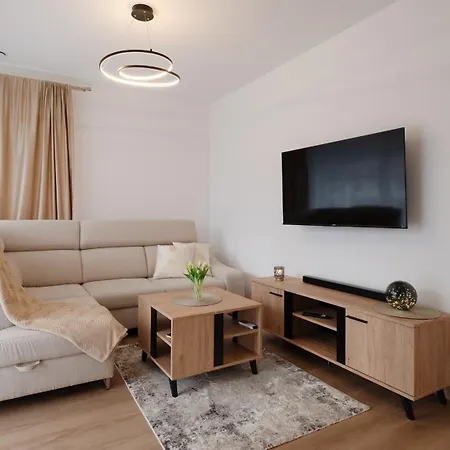 Poniwiec, Sun & Snow